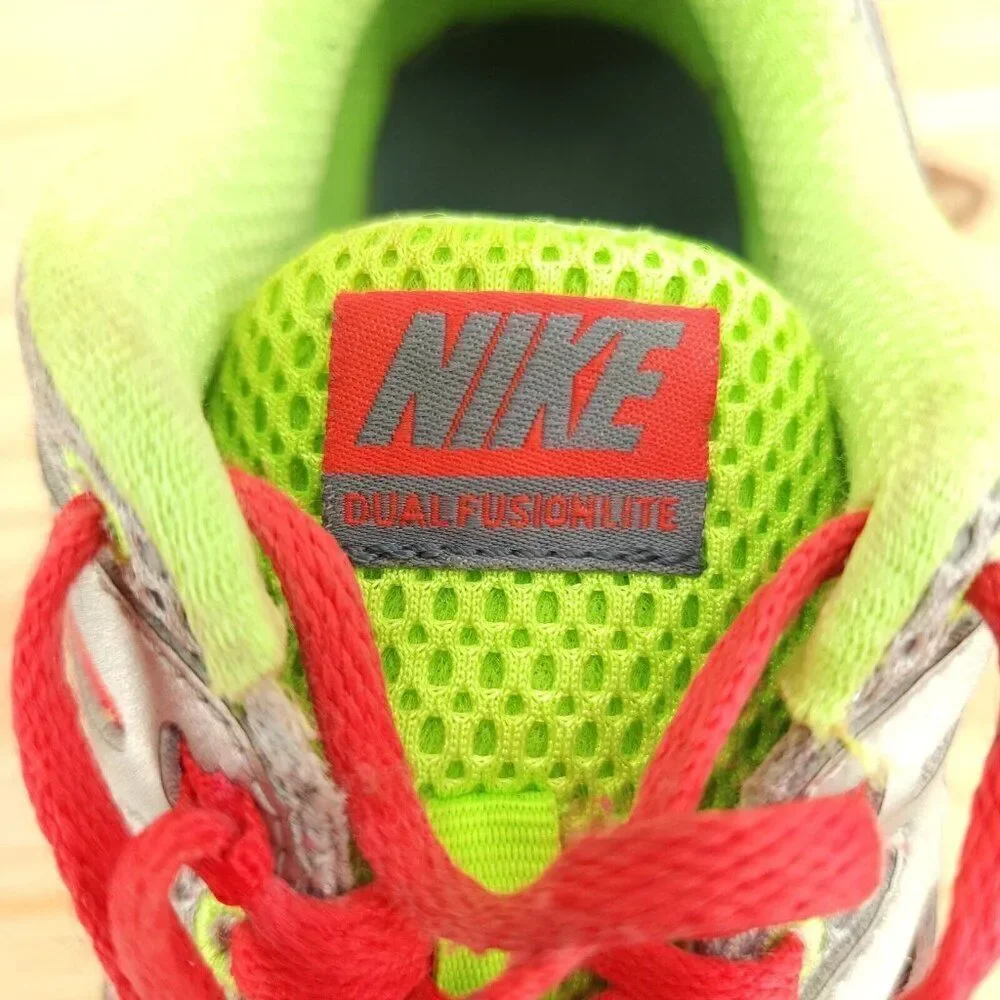 Nike Dual Fusion Lite Women's Running Shoes Sz 8 Gray Sneakers Athletic Running - Picture 9 of 9